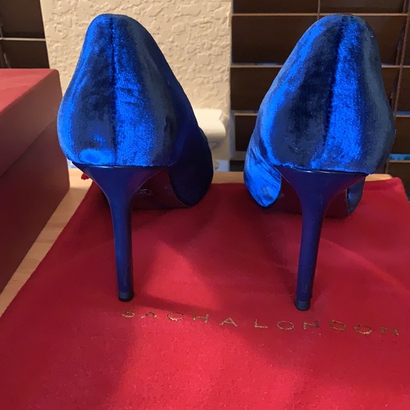 Sacha London Pippa Navy Velvet Peep Toe Heels 💙 - Picture 3 of 8